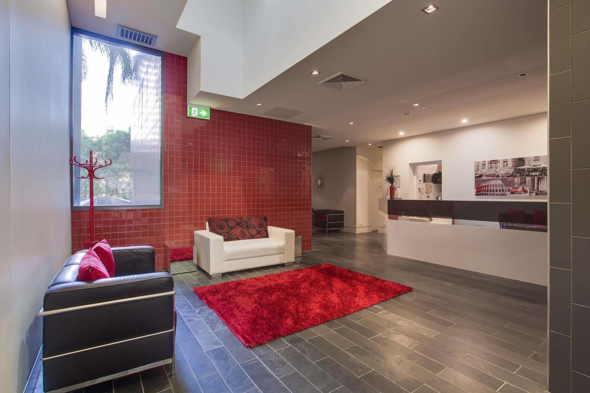 Quattro On Astor Apartments Brisbane By Restt Exterior photo